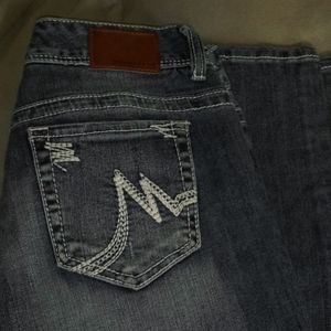 Maurices jeans